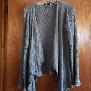 Grey shrug, no buttons. Fenini.